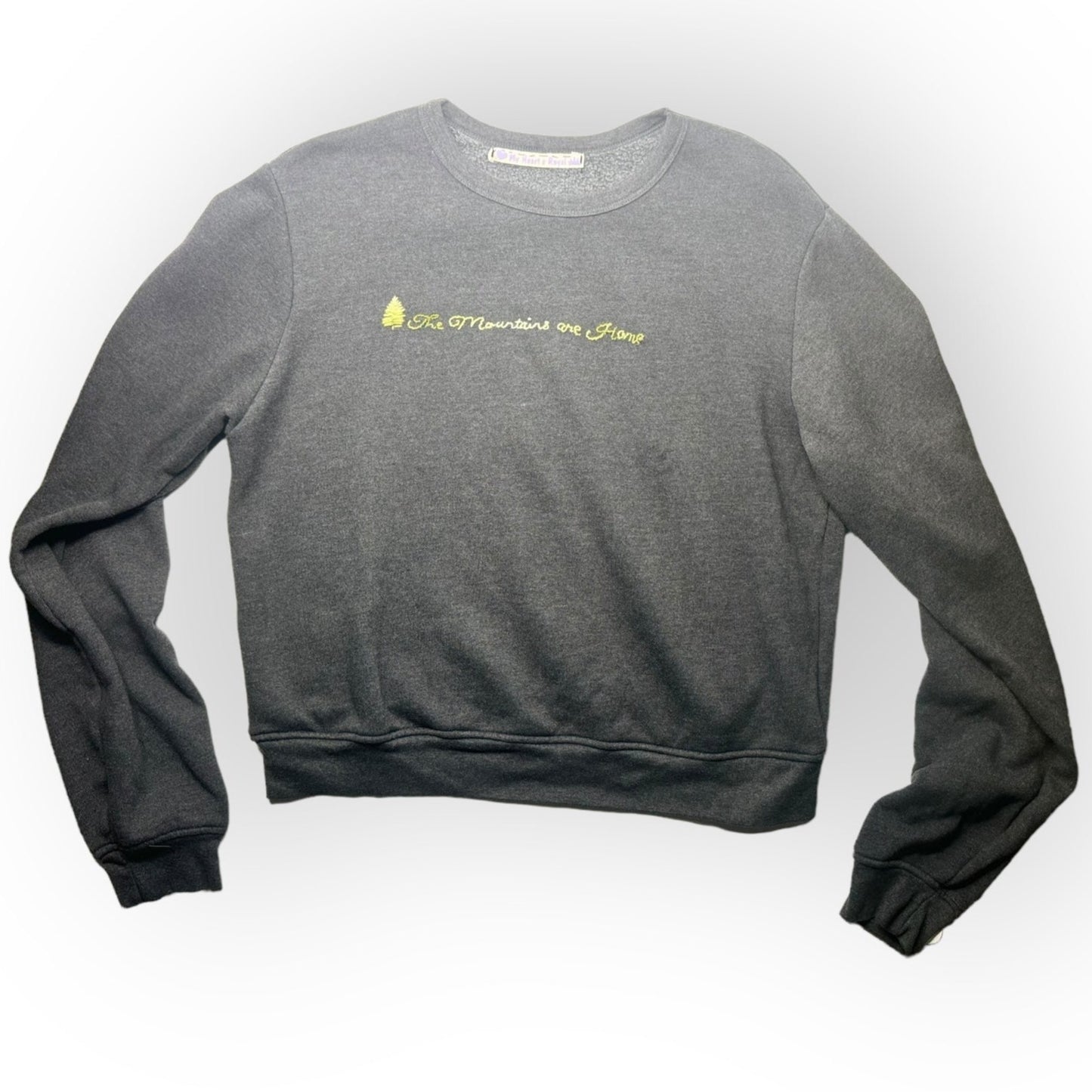Dark grey the mountains are home large Sweatshirt